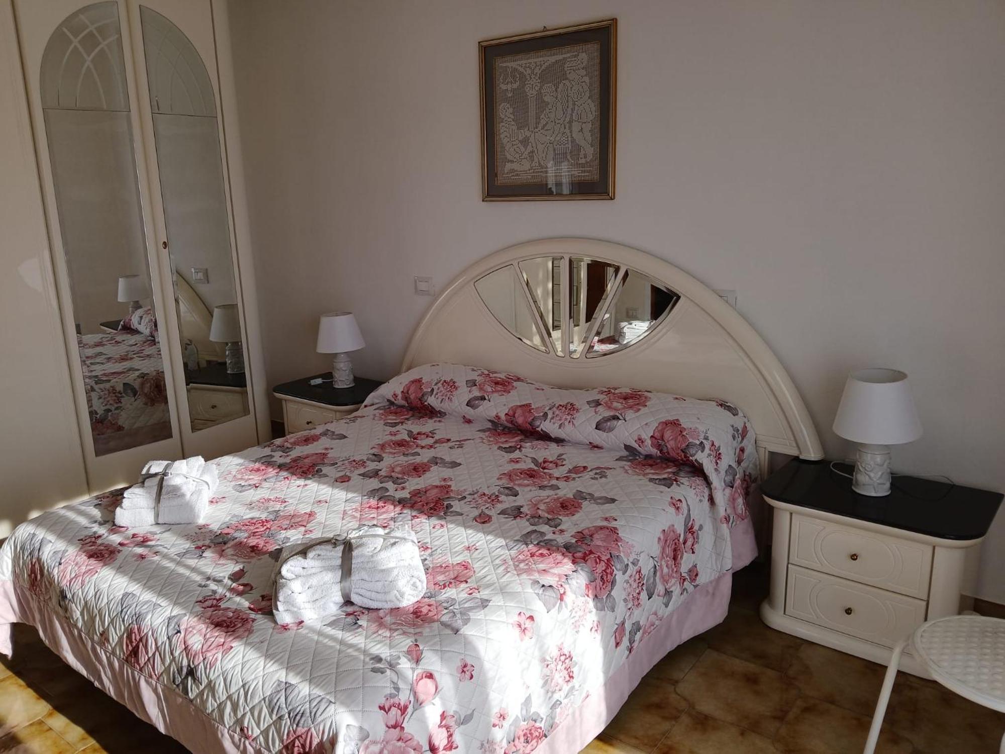 Villa La Chiocciola XX Miglia à Terrasini Extérieur photo